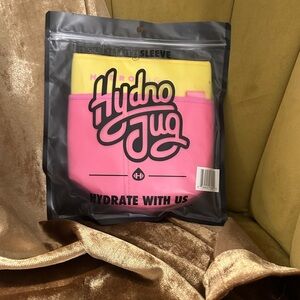 HydroJug Insulating Sleeve in Vibrant Pink and Yellow